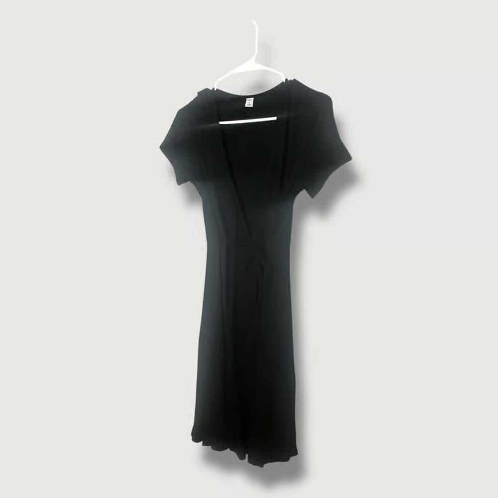 Old Navy Black True Wrap Knee Length Dress Size‎ Medium